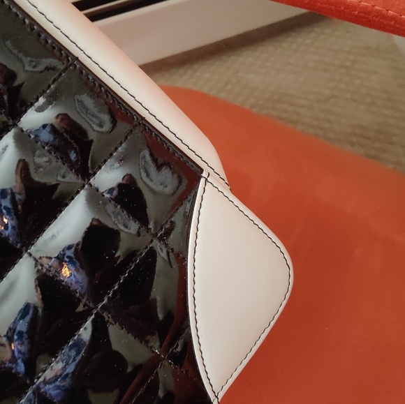 Chanel Authentic Handbag - Picture 7 of 13